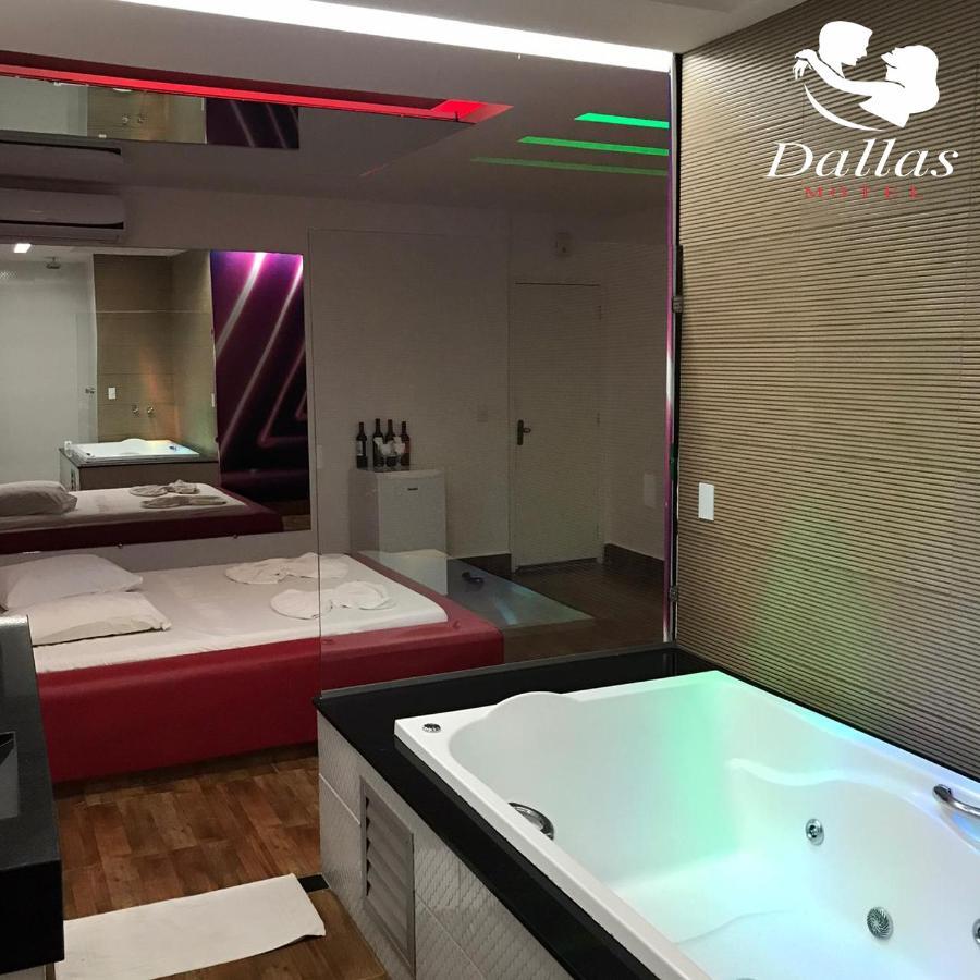 Dallas Motel Valparaiso de Goias Ngoại thất bức ảnh